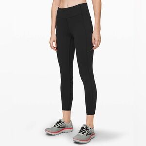 Lululemon Speed Up Tight 25" in Black Size 4